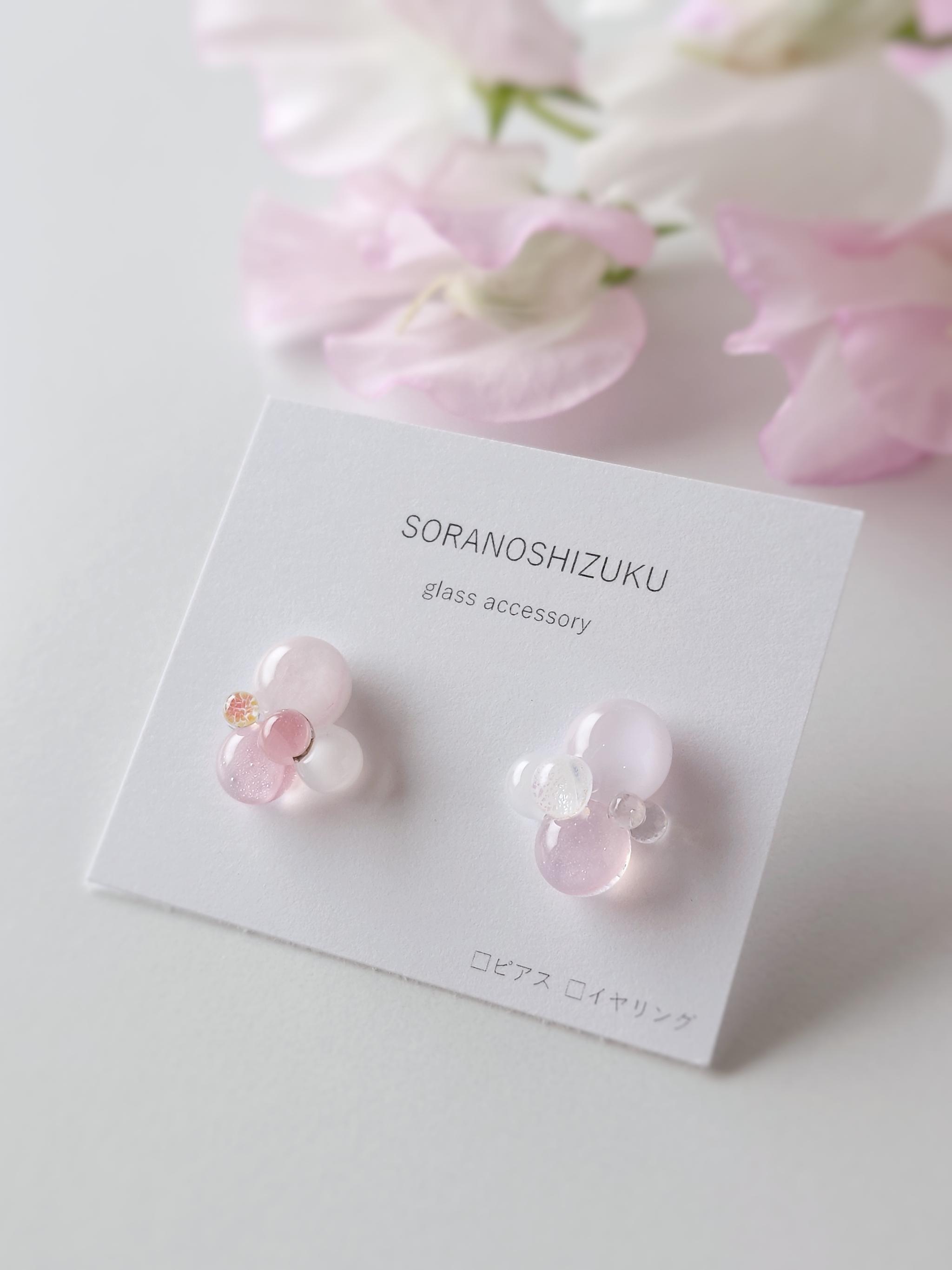 一期一会 ガラスのしずくピアス 桜色 | 1枚目