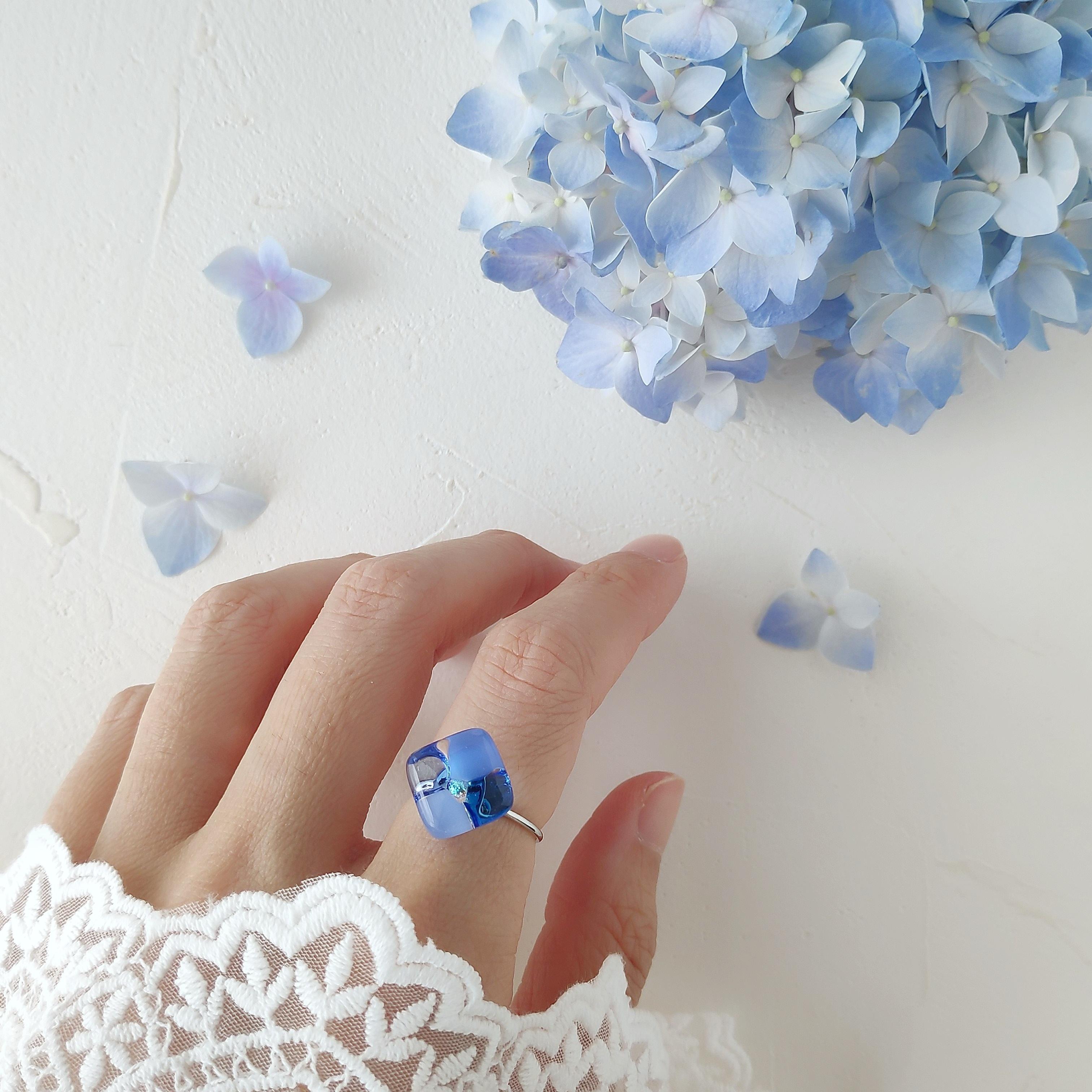 『紫陽花』 ガラスリング square flower series1枚目の画像