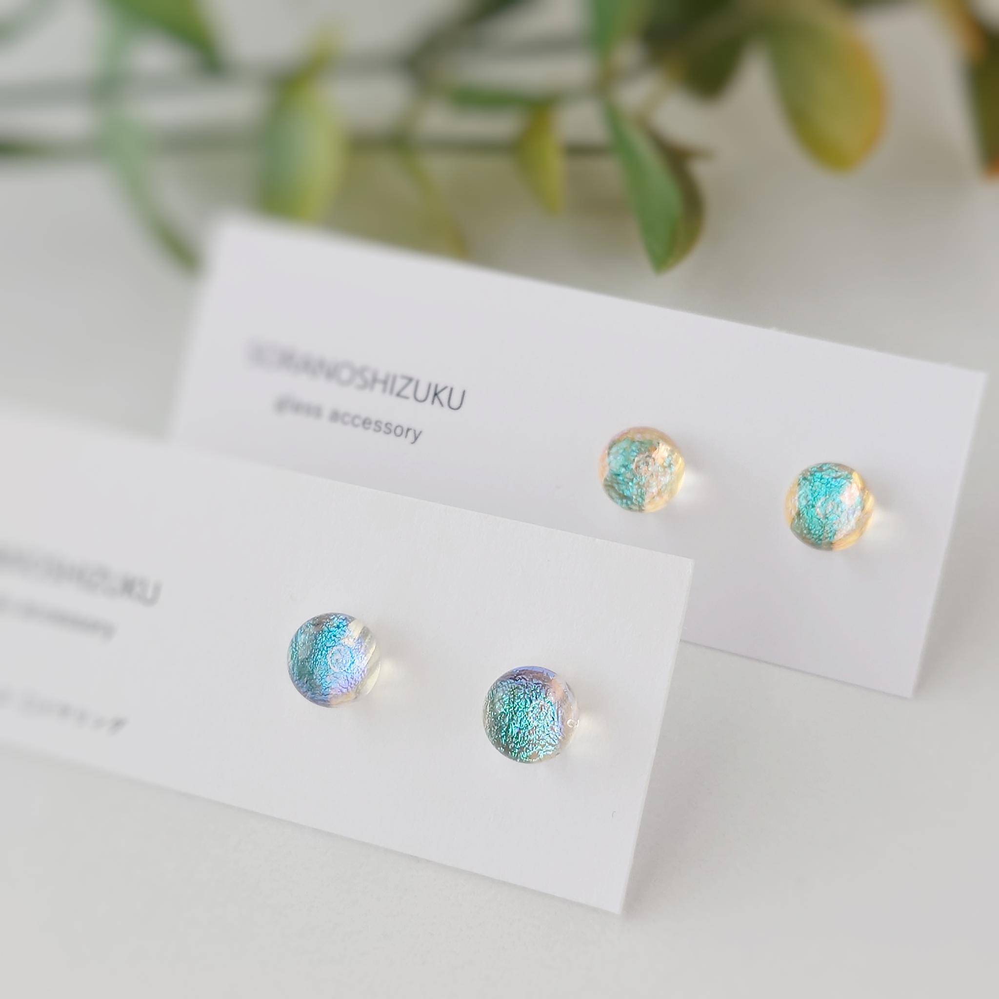 天気雨の雨粒ガラスの ピアス/イヤリング1枚目の画像